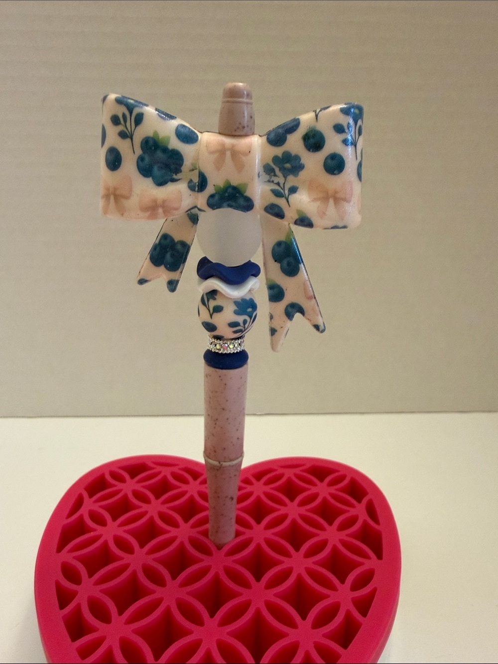 Blue and White Bow Pen